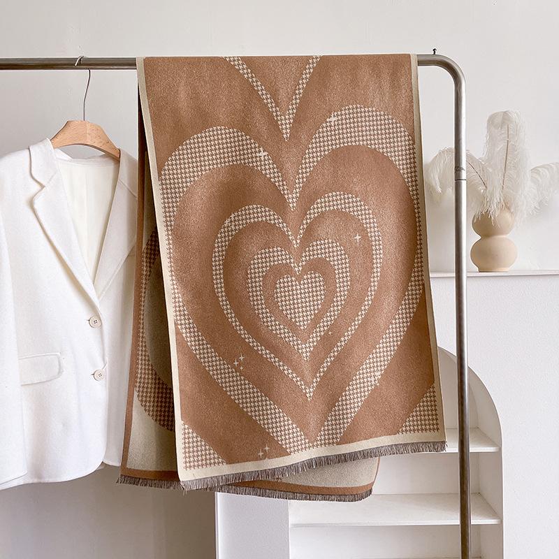 Imitasjon Kasjmiskjerf Allsidig Kjærlighetsmønstertrykk Varm Klimaanleggssjal Med Moteskjerf