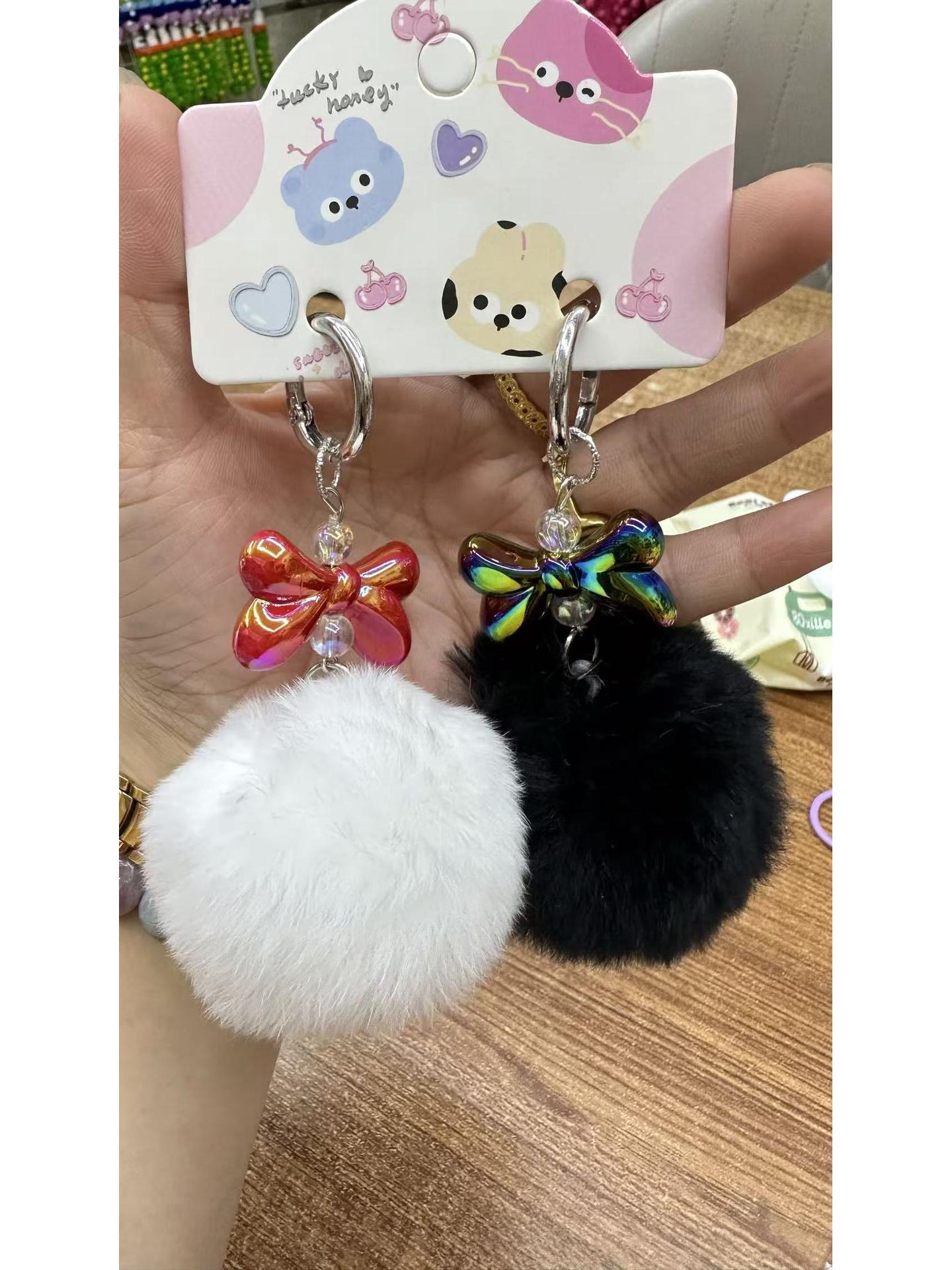 

Женские плюшевые брелоки с бантом: Шармы для сумок и помпоны-цепочки для телефонов