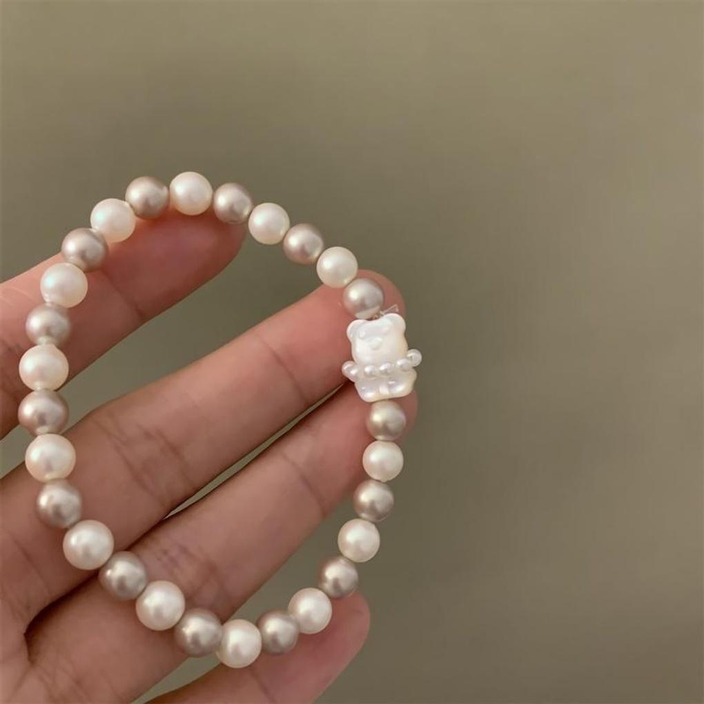 Zweifarbige Perlmutt-Gradient-Perlenbär-Armband für Damen