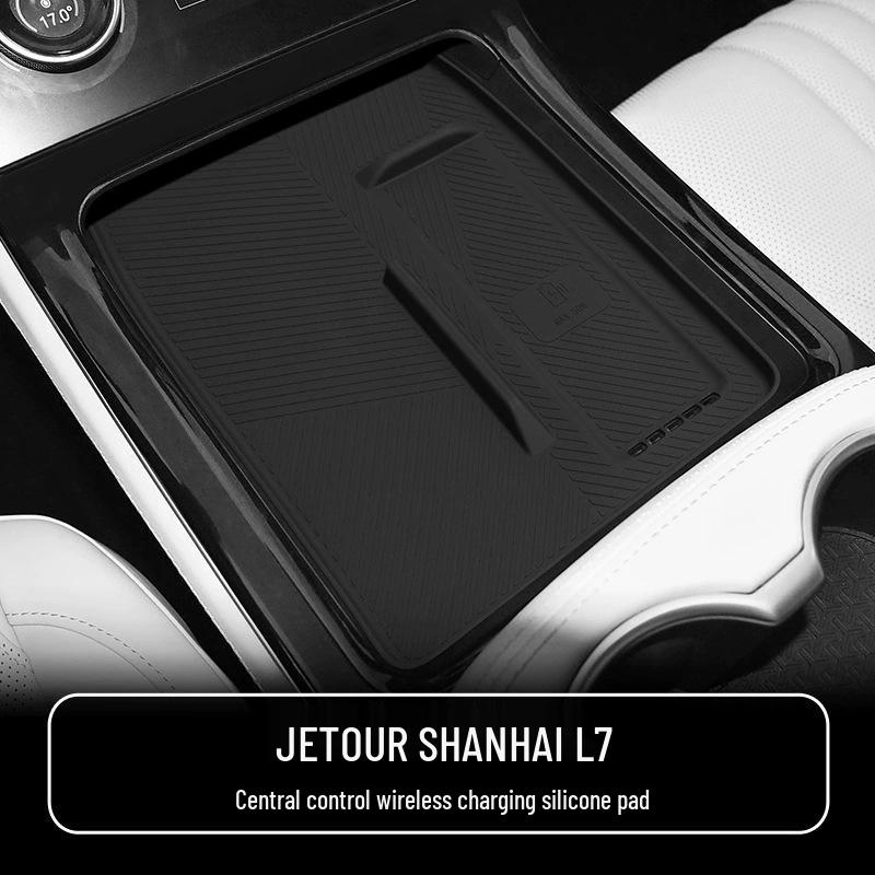 Jetour L7 PLUS Wireless Charging Silicone Pad (2024-2025) - Non-Slip Car Interior Mat