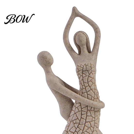 Modern Resin Ornament for Living Room Abstract Couple Sculpture Ornament, Sandstone Style Statue, Romantic Symbolic Gift Embracing Figure Home