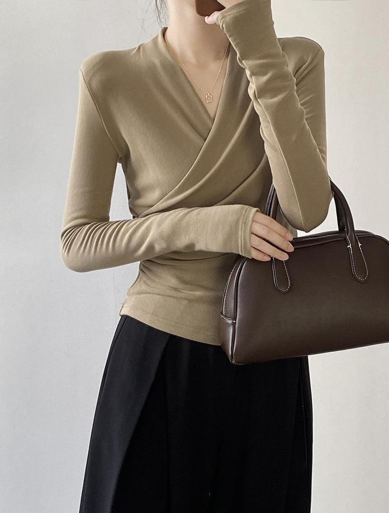 Women's V-Neck Long-Sleeve Crossover Top - Slim, Stylish, Flattering Autumn/Winter Layer