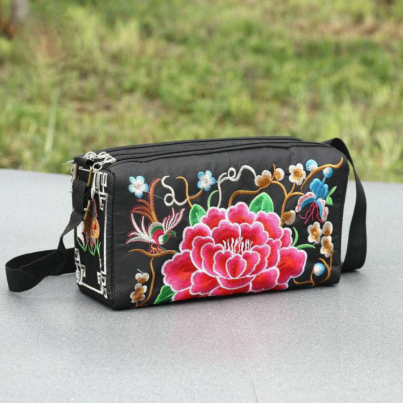 Yogodlns Taška přes rameno v etnickém stylu Yunnan Vyšívaná květinová taška Plátěná taška Volný čas Jednoduchá dámská třívrstvá taška přes rameno