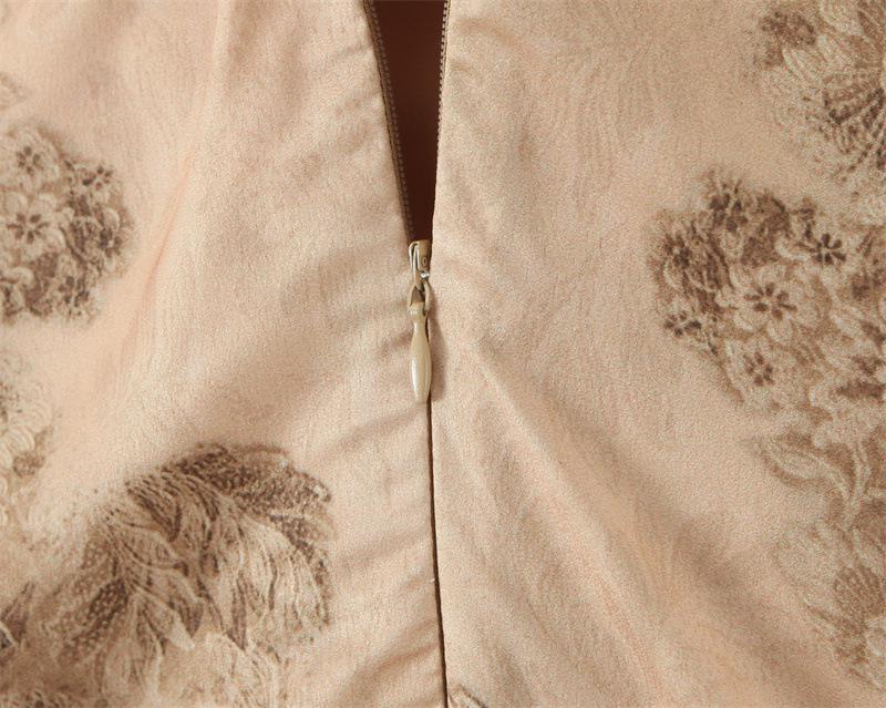 2025 Winter Golddruck Satin Schlanke Passform Langes Abendkleid