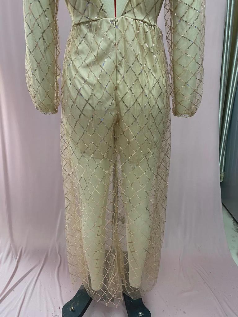 2025 Europeisk og Amerikansk Dame Vinter Gullstemplet V-hals Ryggløs Hul Kjole