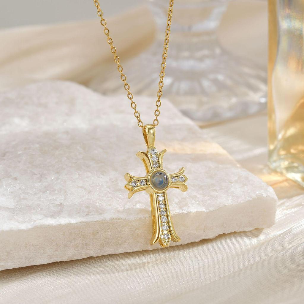 100 Languages 'I Love You' Projection Necklace for Women - Clavicle Chain Jewelry