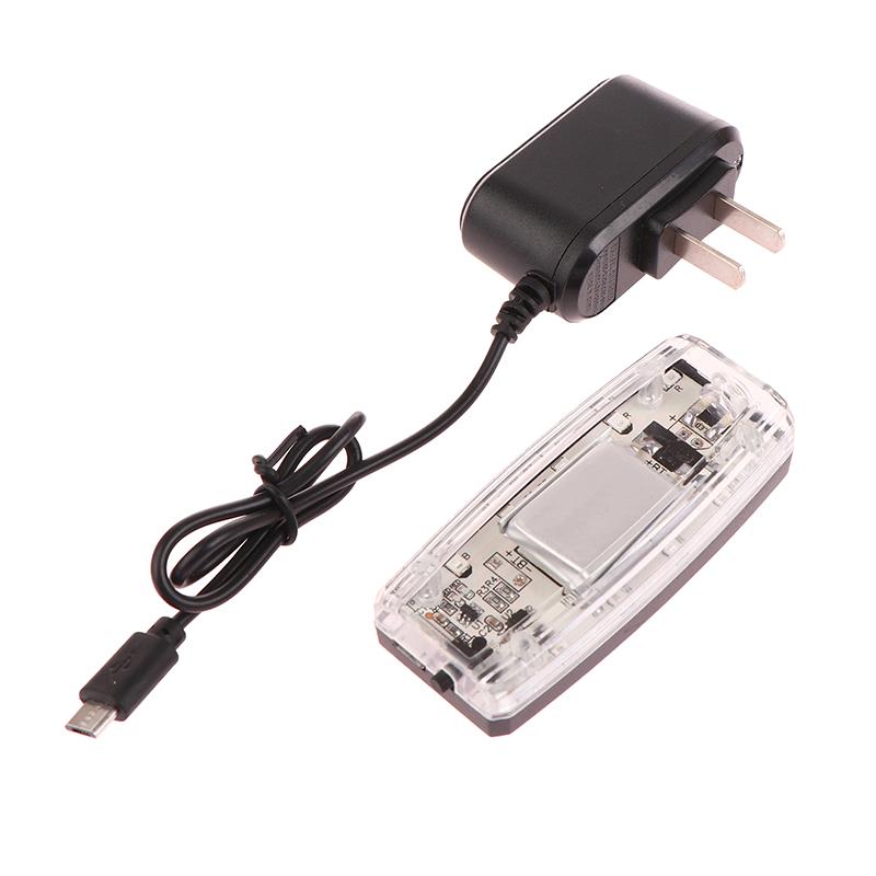 LED Skulderlampe Rød Blå Forsiktighetslys Nødlys Politilys Blinkende Skulderlampe USB Oppladbar Skuldervarsling