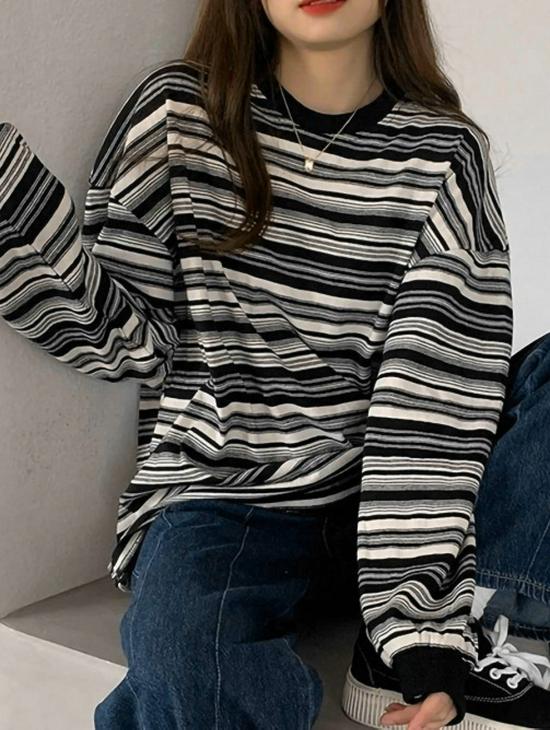 Korean Style Women's Striped Long-Sleeve Loose T-Shirt - Spring/Autumn Round Neck