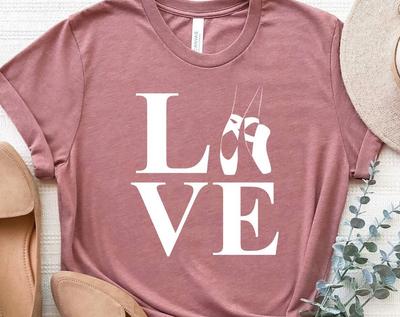 Liebe Ballett T-Shirt, Liebe Ballett Schläppchen T-Shirt, Tanzliebhaber Shirt, Liebe Tanz Ballerina Shirt, Ballerina Freund Geschenk, Spitze Liebe Shirt