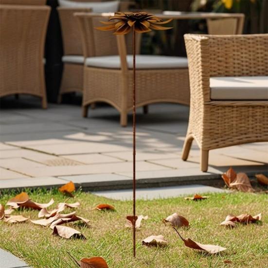 Vintage Iron Flower Plugin, Rustic Garden Decor with Realistic 3D Layered Petals, Weather-Resistant Metal Plant Stakes, for Yard, Lawn & Pots