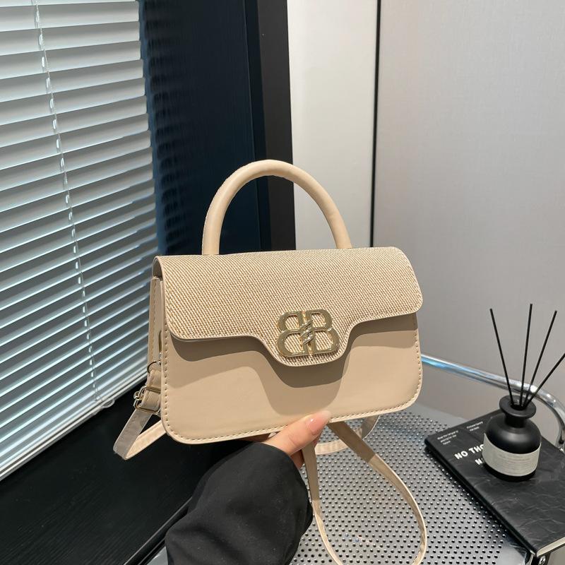 

2025 New Women s Bag Small Square Bag Portable Shoulder Bag Crossbody Bag Versatile Fashion Underarm Bag Women s Bag хакі