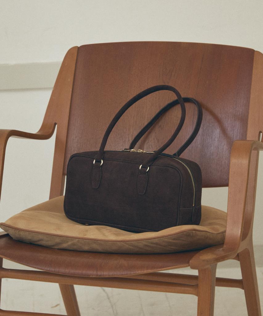 Komorebi Museum B02-5 Cow Leather Baguette Tote Bag_Suede Brown