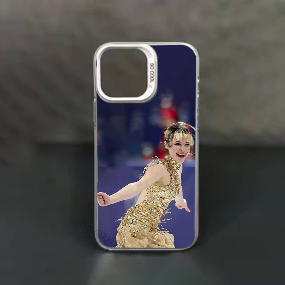 A-Alysa Liu Gold 2026 Skating phone Case for iPhone 17 11 12 Pro Max Plus Mini Air SE  16e 14 15 16 13 Soft Shell