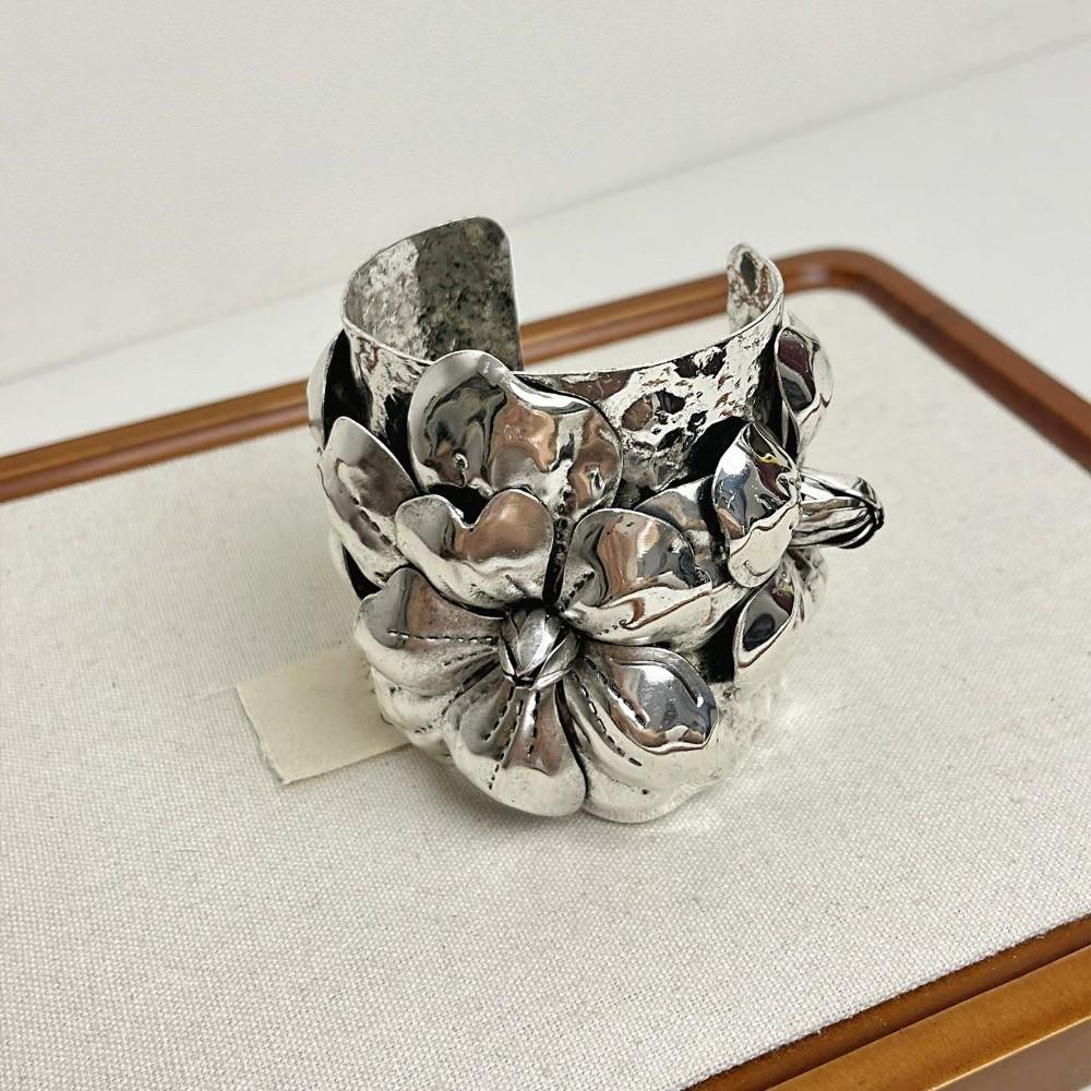 Wide Open Exaggerated Flower Bangle Geometric Women's Wrist Jewelry  Festival Gifts