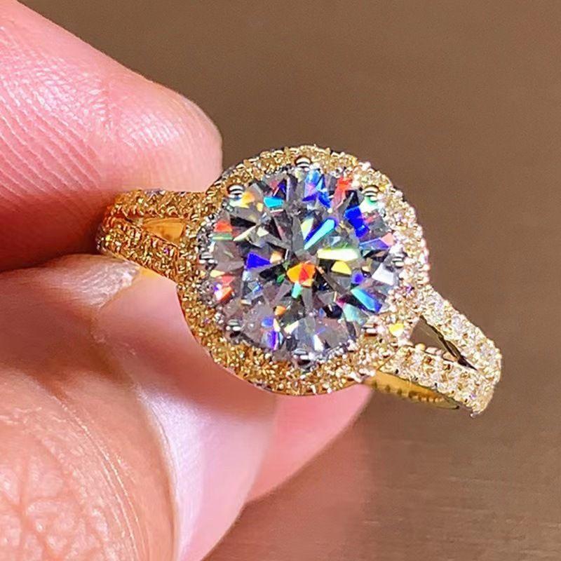 Elegant Women's Ring, European And American , Full Diamond, Fashionable, High-end, Classic And Versatile Women's Ring