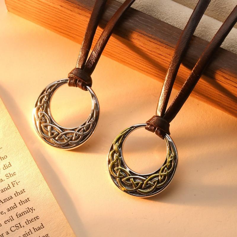 Retro Knot Round Pendant Necklace Ethnic-style Sweater Chain Necklace