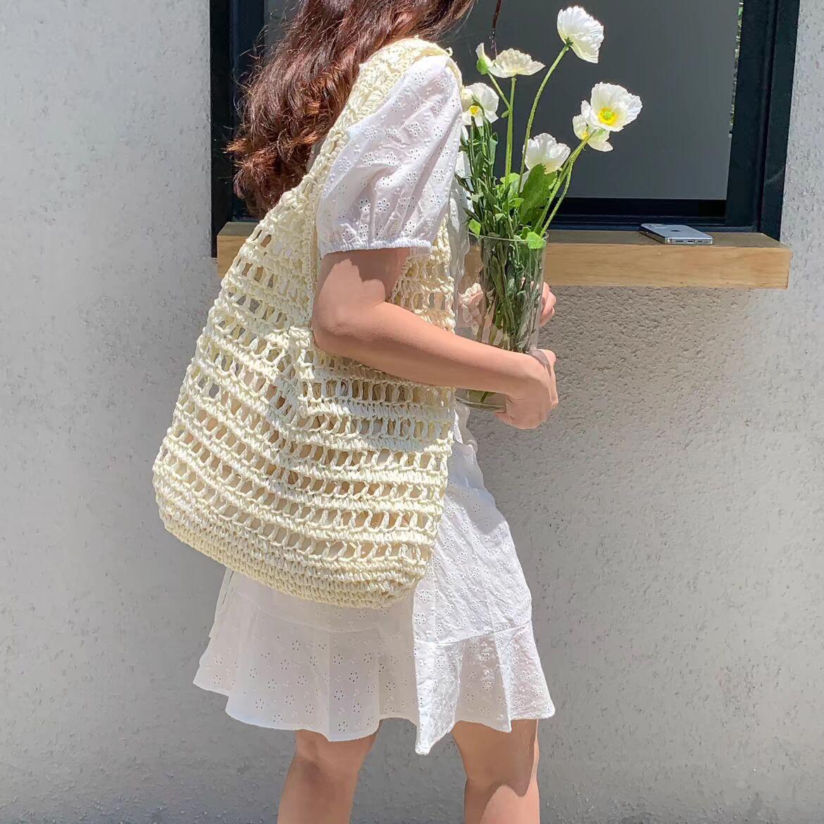 

Seaside grid woven bag women 2025 lazy wind vacation straw bag Korean ins large capacity shoulder tote bag