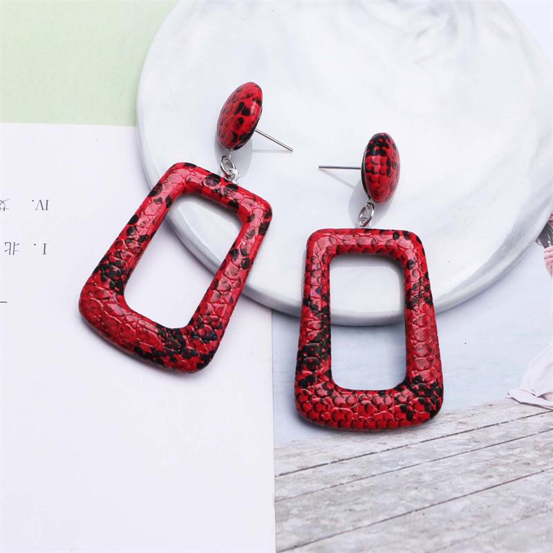 New Wine Red Geometric Hanging Earrings for Women Metal Pendants Dangle Earrings Red Exaggerated Drop Earrings aretes