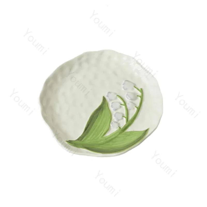 Relief Flower Ceramic Plate Coffee Shop Afternoon Tea Dessert Snack Plate Home Delicious Dish Dining Plates Exquisite Tableware