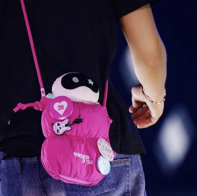 [USED] BTS Jin RUNSEOKJIN Wotteo Plush Toy Key Ring