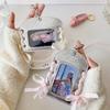 Silbernes Leder Ballettkartenhalter mit 3-Zoll-Display, Bandanhänger und Schutzhülle