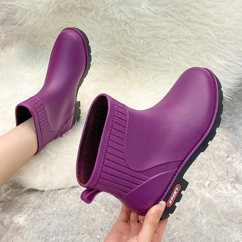 2025 new low-tube warm rain shoes outer wear women's medium-tube rain boots four-season water shoes plus cotton rubber shoes 2025