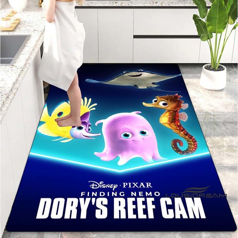 Il Tappeto Cartone Animato Alla Ricerca di Nemo È Adatto per Decorare il Soggiorno, la Camera da Letto, il Divano e la Cucina. È un tappetino antiscivolo.