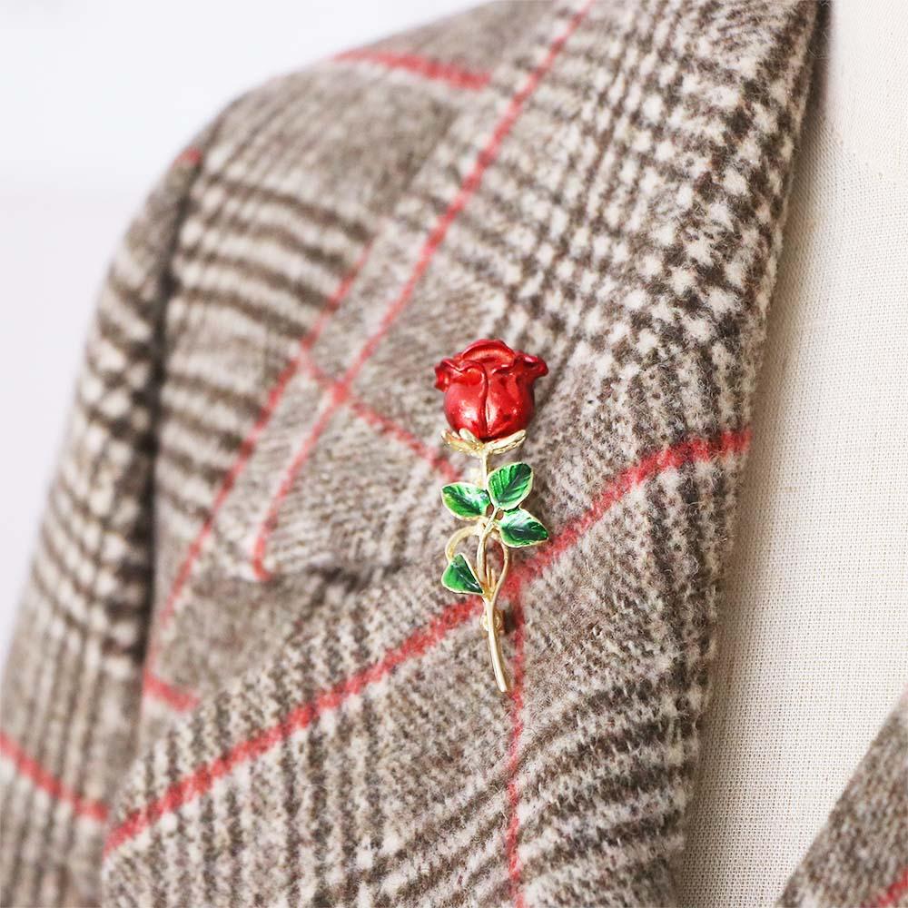 Hollow Crystal Red Rose Flower Korean Enamel Pin Women Rose Brooches Backpack Decoration Badges Pin