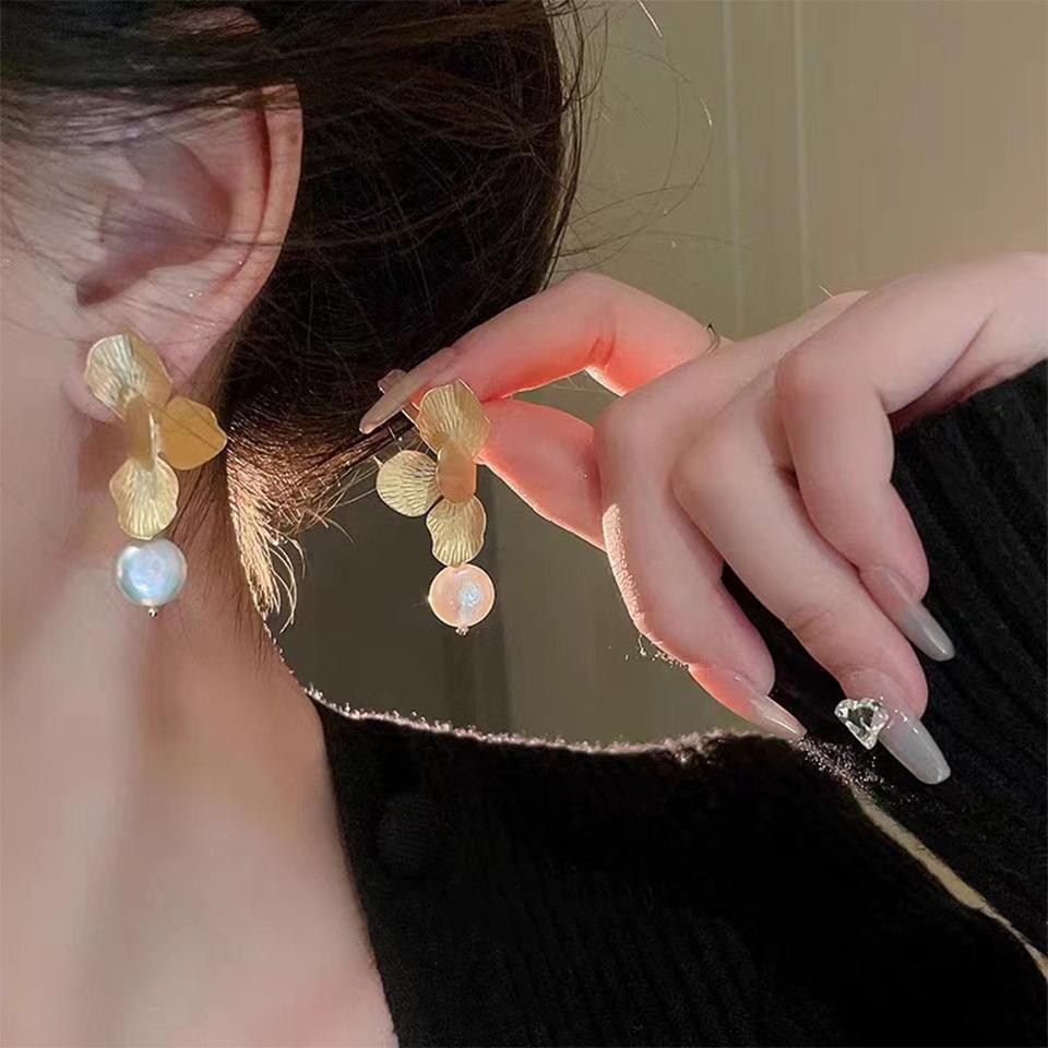 ZAKOL Francouzské Vintage Přírodní Sladkovodní Zirkony Náušnice Pro Ženy Zlaté Okvětní Lístky Květina Párty Svatba Zirkon