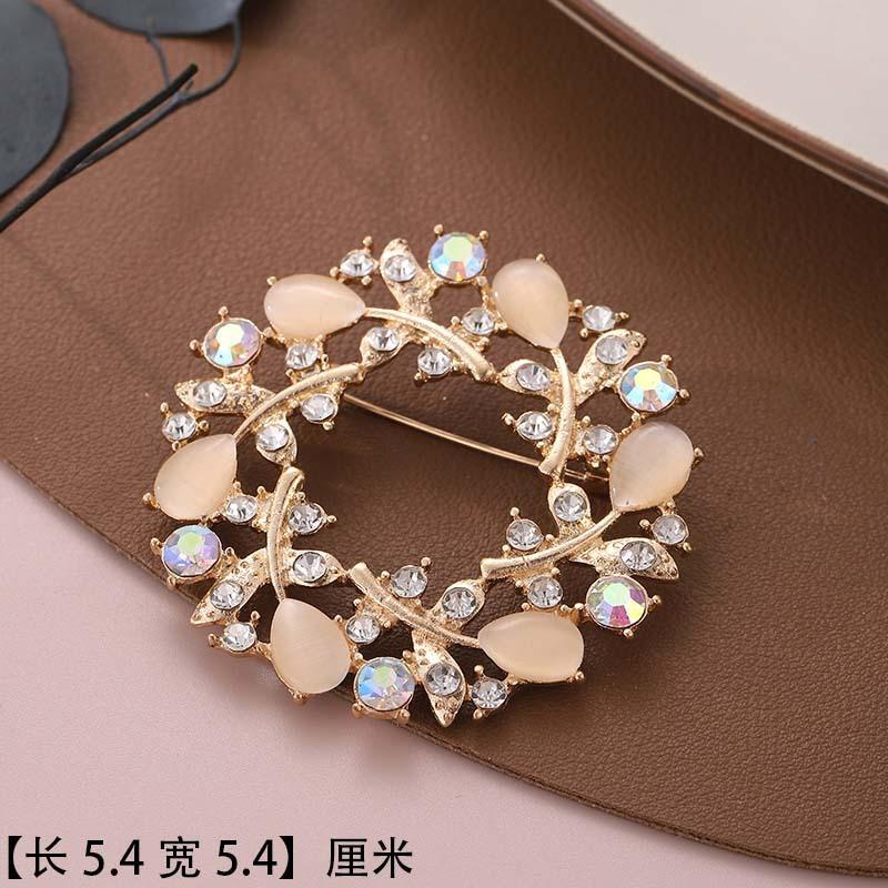 Brooch Premium Niche Accessories Versatile Creative Women's Collar Pin Diamond Anti-light Temperament Corsage