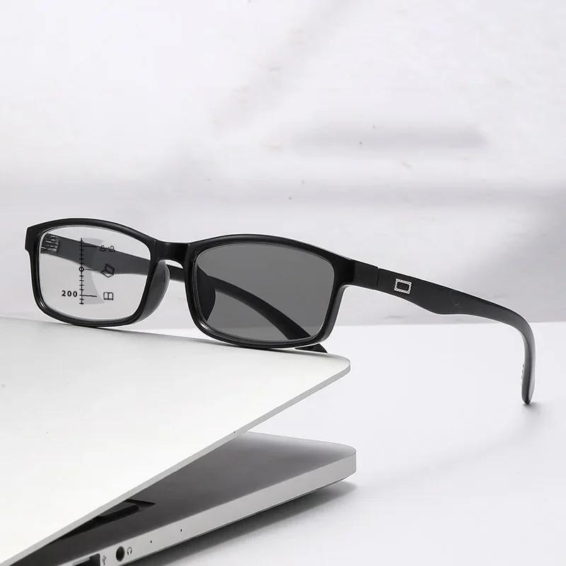 Men Women Retro Pochromic Reading Glasses Vintage Color Changing Multifocal Eyewear Unisex Square Frame Presbyopic Glasses