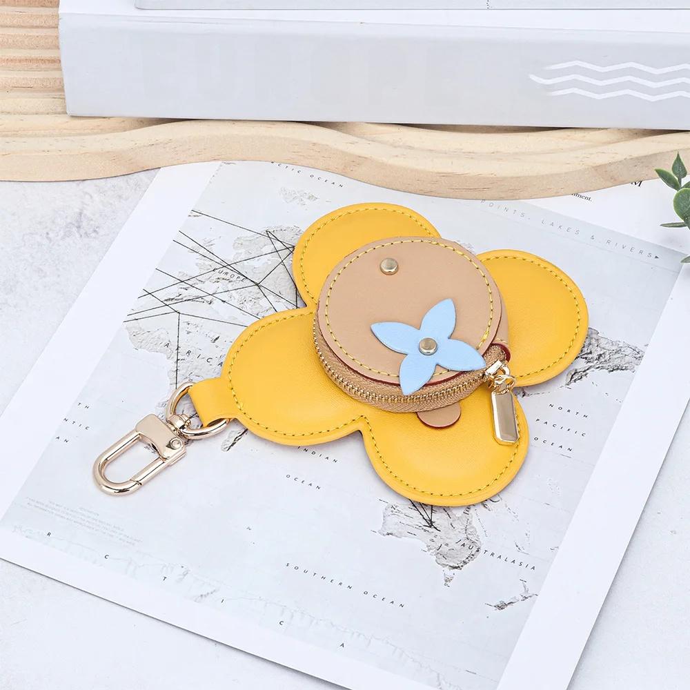 Hanging Ornaments Pendants Fashion Real Leather Women's Bag Charm Sunflower Design Small Bag Buckle Accessory Keychain Jewelry