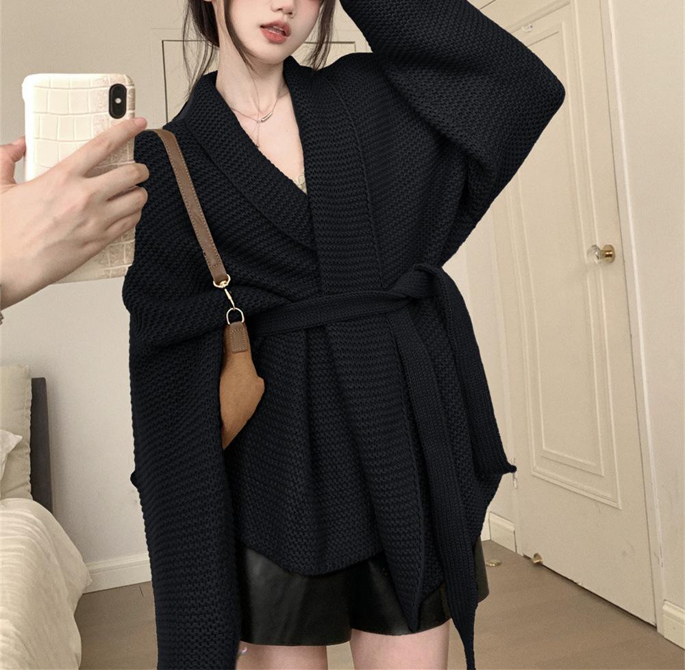 

Вязаный кардиган на шнуровке, женский осенне-зимний, новый, с французским чувством дизайна, свободный, в ленивом стиле, тонкий, с V-образным вырезом, женский 410-303 (average size) чёрный