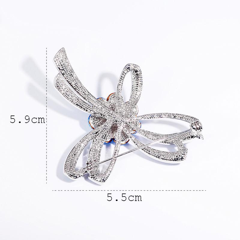 Elegant Crystal Bow Brooch for Women - European and American Style Accessories