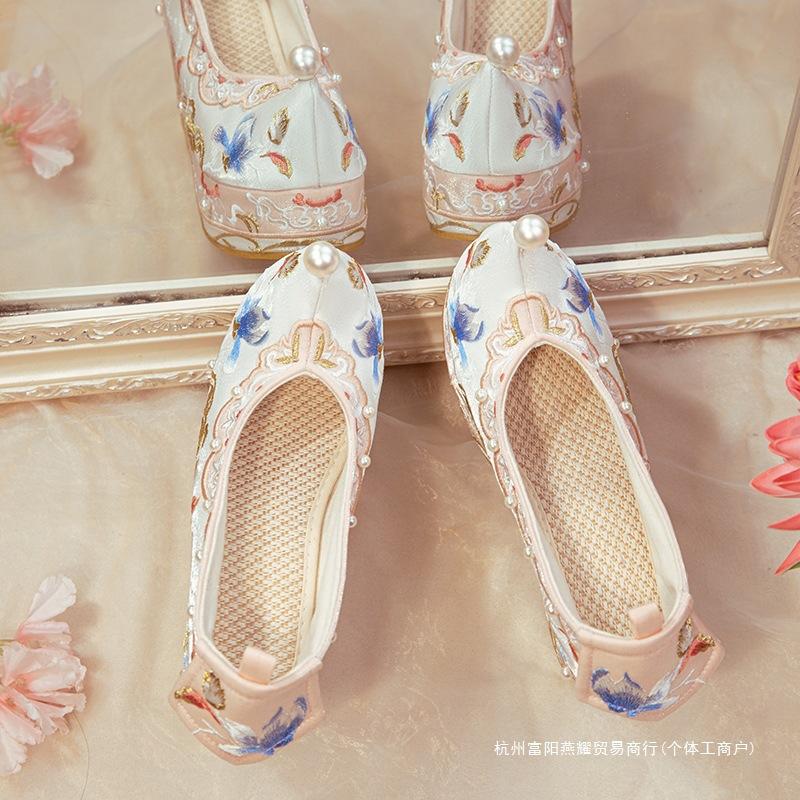 Hanfu shoes high heels ancient shoes slope heel ancient embroidered shoes pearl custom warped head shoes inner height increase bow shoes wedding