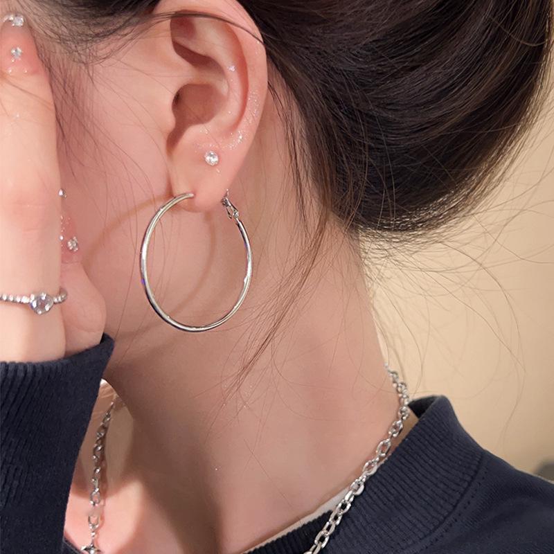 S925 Sterling Silver Hoop Earrings: Exaggerated, Luxurious & Versatile for Women