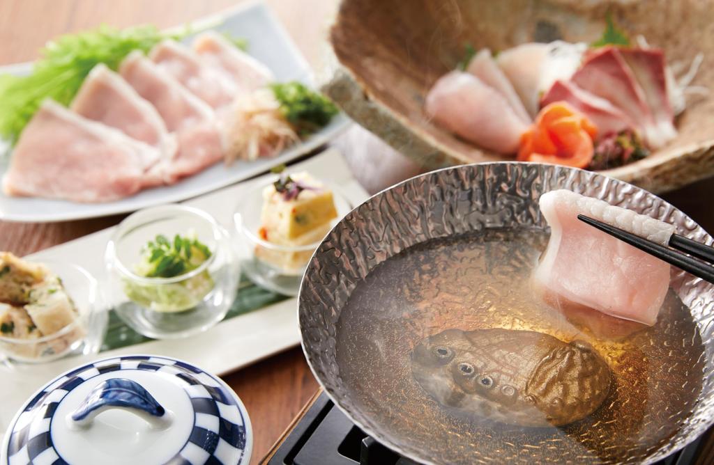 Kumagaya Kajiya Sanriku Iron Abalone Small Iron Supplement Nanbu Cast Iron TE-A02