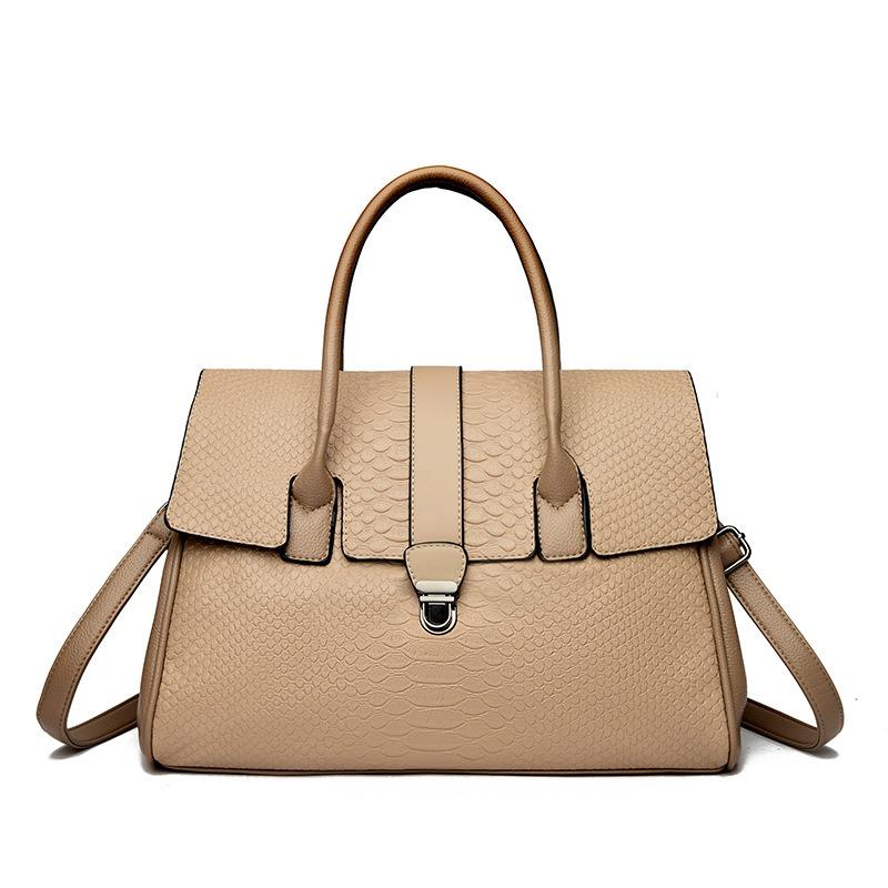 New retro fashion large capacity shoulder diagonal span handbag