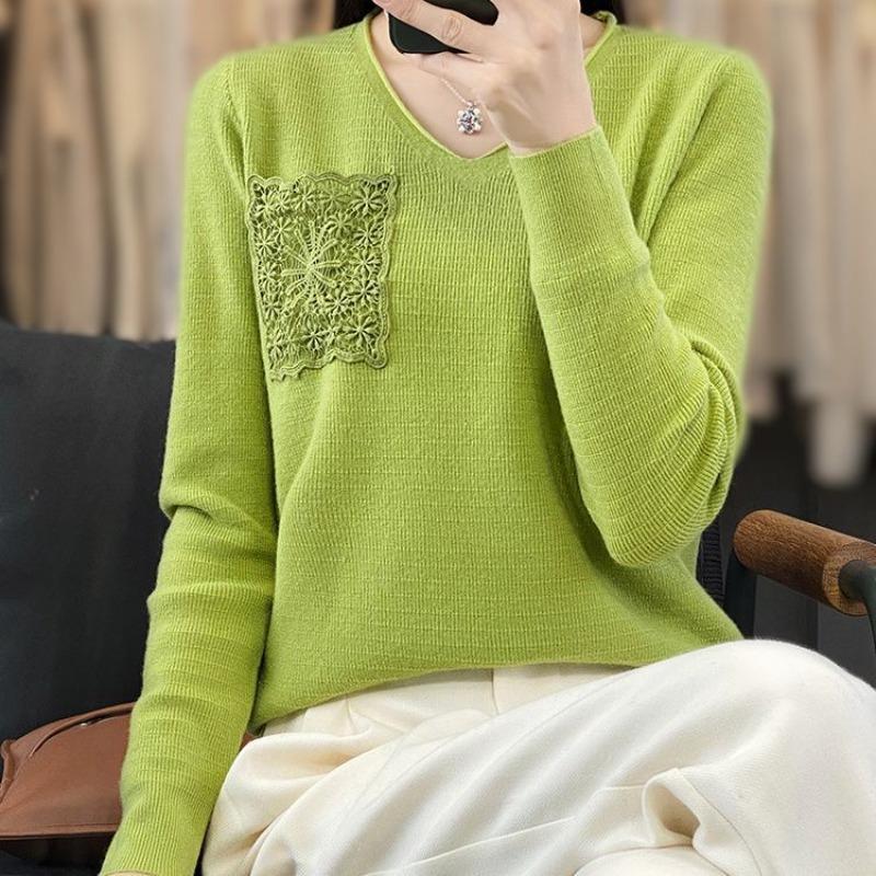 Autumn and winter new V-tie hook flower long-sleeved knitted sweater women's top fashion versatile bottoming shirt jacket