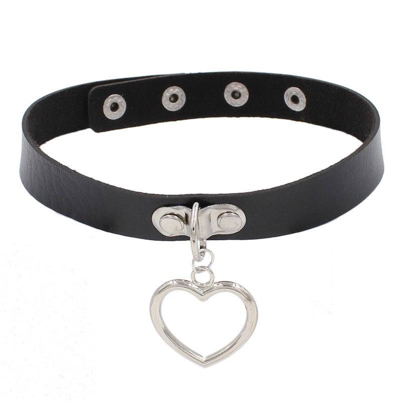 Harajuku Punk Rock Gothic Choker Necklace Women Sexy PU Leather Heart Lock Key Spike Collar Chocker Gothic Cosplay Accessories