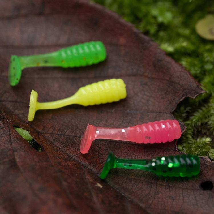 50 Stück 1,5 cm Paddelschwanz-Wobbler Weiche Angelköder für Forellen Künstliche Köder Angelköder Schwimmköder Mehrfarbig