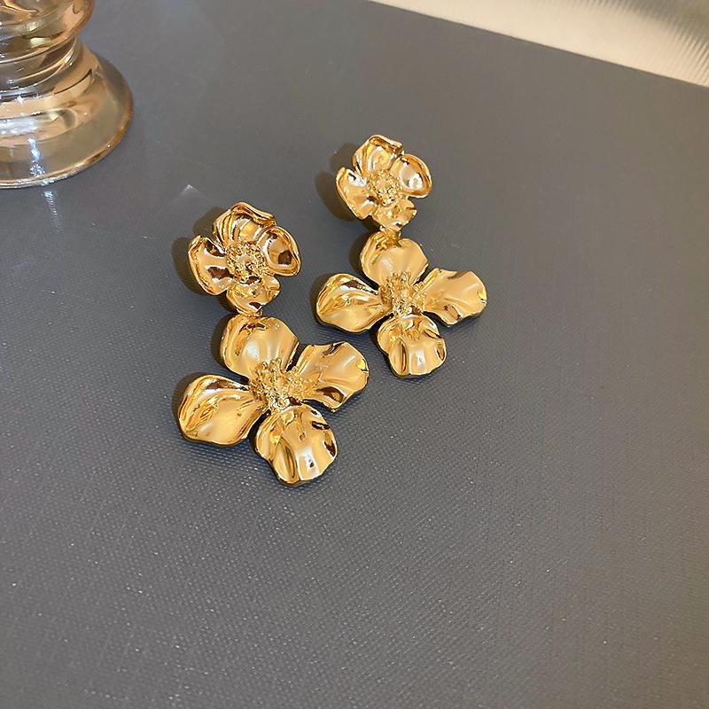 Vintage Court-Style High-End Retro Earrings for Women