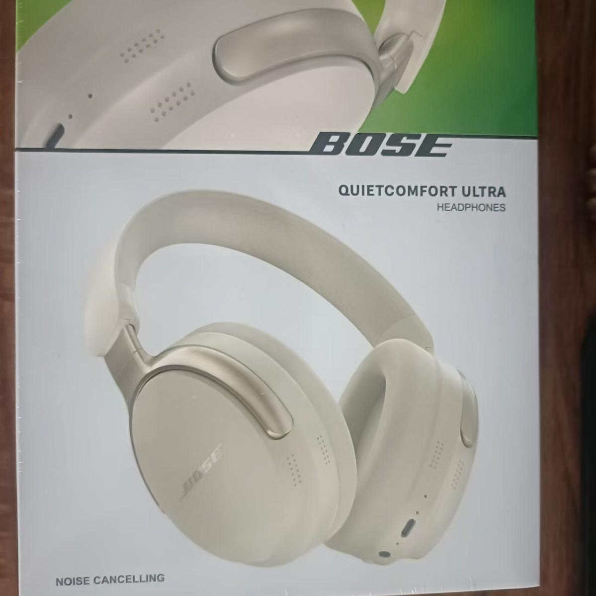 

Бездротові навушники Bose QuietComfort Ultra з шумозаглушенням, повнорозмірні, Bluetooth чорний