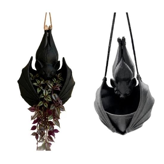Gothic Flower Pot Bat Shaped Hanging Planter, Plant for Indoor Outdoor Garden Distinctive Landscaping Holder Wall Decor, Unique Wing Flowerpot
