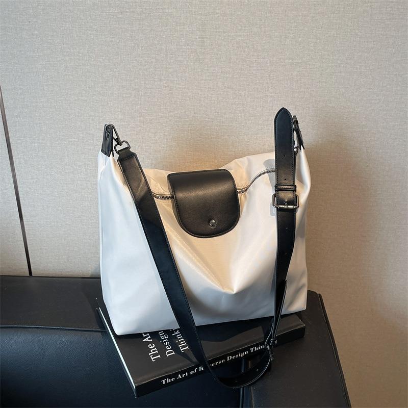 New One-shoulder Handbag, Dumpling Bag, Unisex Underarm Tote Bag, Women's Bag.