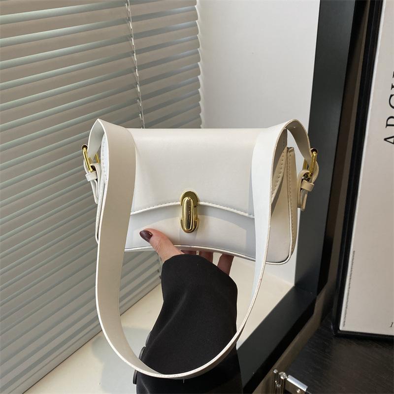 Summer new single shoulder armpit small square bag simple and beautiful fashion handbag women's bag