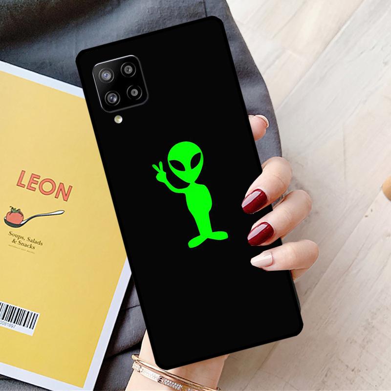 Cartoon Alien For Samsung Galaxy A05 A06 A56 A36 A26 A16 A22 A32 A52 A54 A34 A14 A55 A15 A53 A33 A35 Case