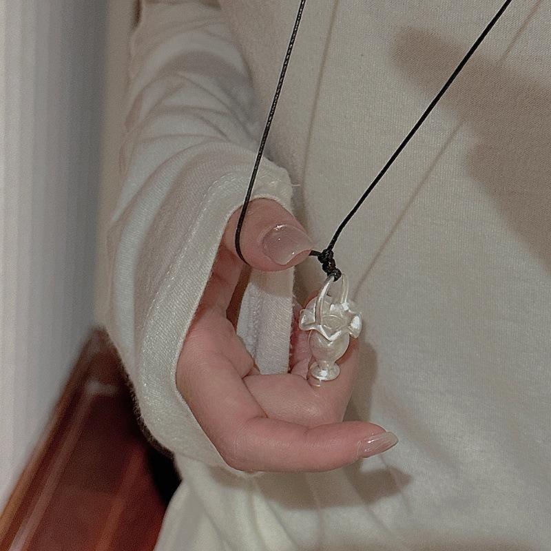 S925 Sterling Silver Niche Design Sense Retro Vase Simple Necklace Korean Style Fashionable Sweater Chain