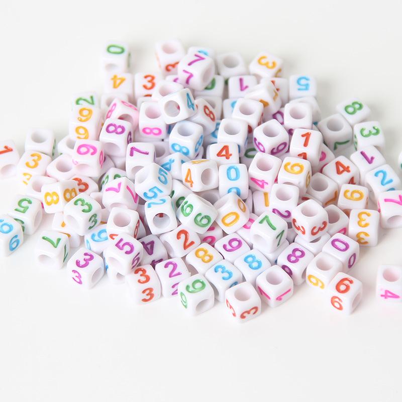 100 Stück Quadratische Acryl-Buchstabenperlen Zufällig Gemischt Alphabet Lose Perlen Für DIY Kinder Schmuckherstellung Basteln 6X6Mm