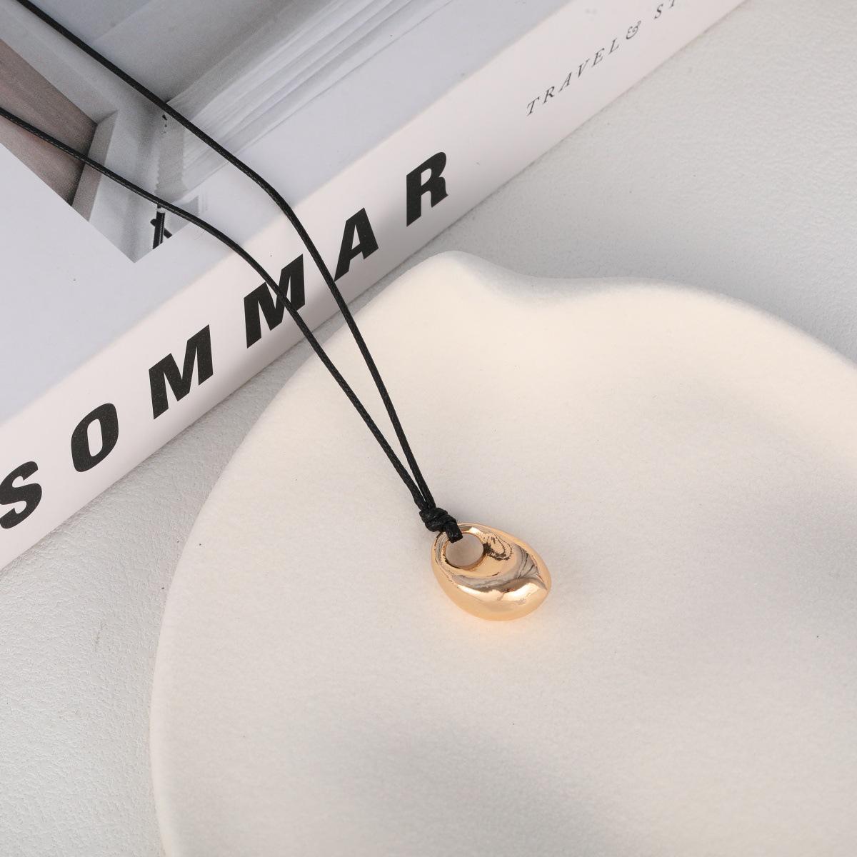 2025 Irregular Pendant Long Necklace: High-End Clavicle Chain Choker for Women